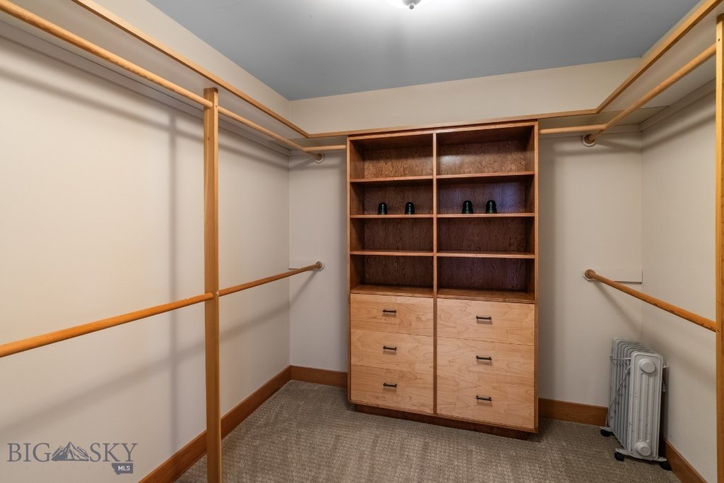 Belgrade, Montana, 59714, United States, 4 Bedrooms Bedrooms, ,4 BathroomsBathrooms,Residential,Forsale,1986966