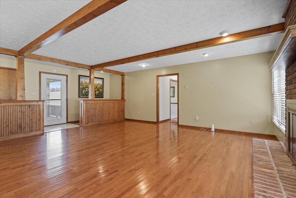 Russellville, Tennessee, 37860, United States, 3 Bedrooms Bedrooms, ,2.5 BathroomsBathrooms,Residential,Forsale,1962207