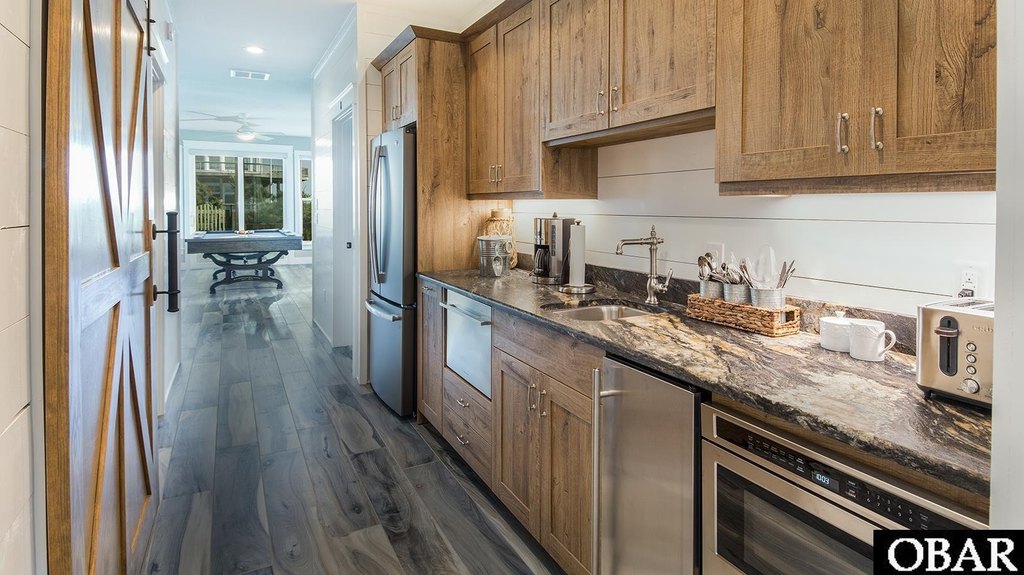 Duck, North Carolina, 27949, United States, 12 Bedrooms Bedrooms, ,12.5 BathroomsBathrooms,Residential,Forsale,1964360