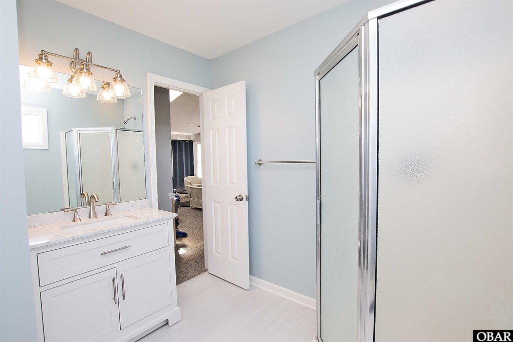 Corolla, North Carolina, 27927, United States, 5 Bedrooms Bedrooms, ,4.5 BathroomsBathrooms,Residential,Forsale,1993784