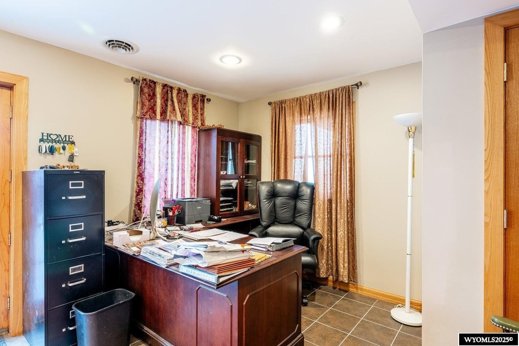 Banner, Wyoming, 82832, United States, 5 Bedrooms Bedrooms, ,3 BathroomsBathrooms,Residential,Forsale,1962253