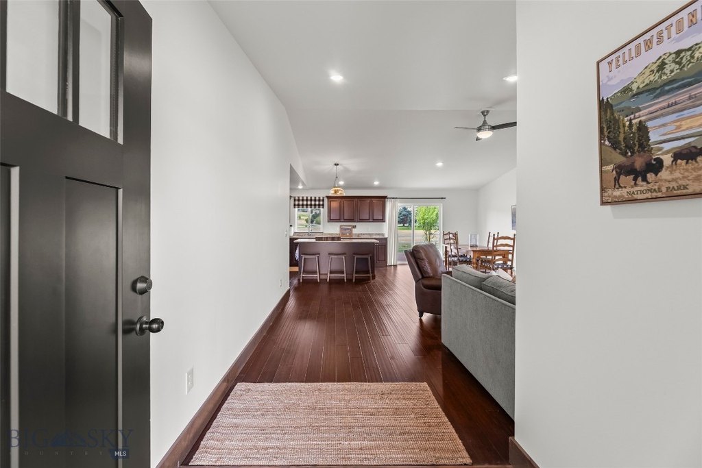 Ennis, Montana, 59729, United States, 3 Bedrooms Bedrooms, ,2 BathroomsBathrooms,Residential,Forsale,1986961