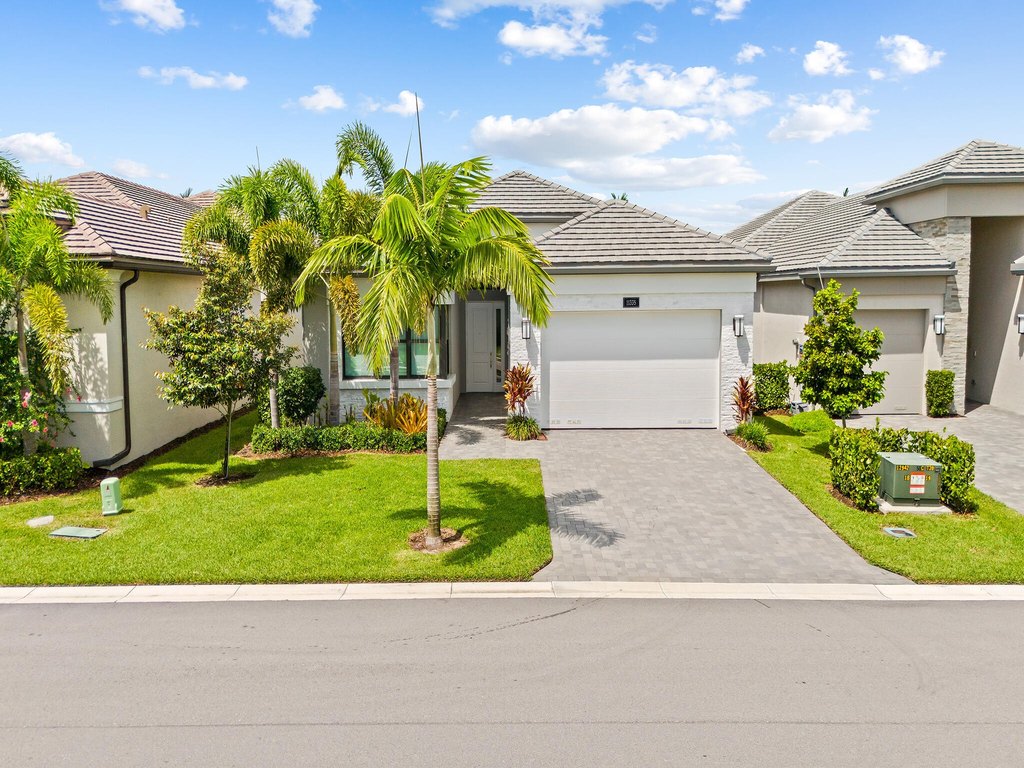 Boynton Beach, Florida, 33473, United States, 3 Bedrooms Bedrooms, ,3 BathroomsBathrooms,Residential,Forsale,1969927