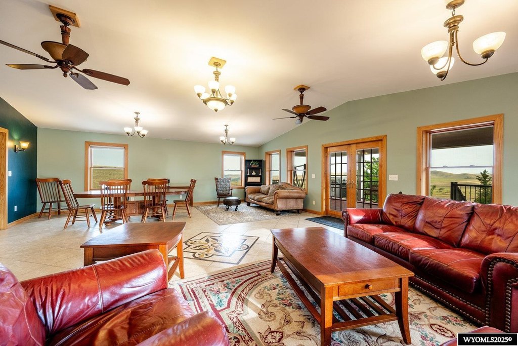 Banner, Wyoming, 82832, United States, 5 Bedrooms Bedrooms, ,3 BathroomsBathrooms,Residential,Forsale,1962253