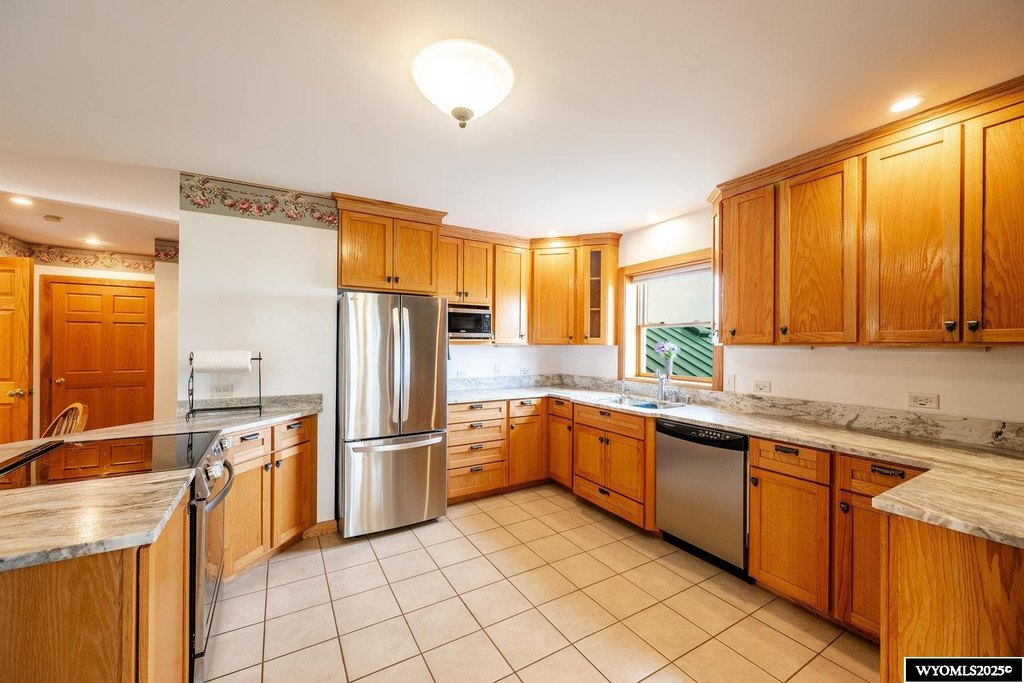 Banner, Wyoming, 82832, United States, 5 Bedrooms Bedrooms, ,3 BathroomsBathrooms,Residential,Forsale,1962253