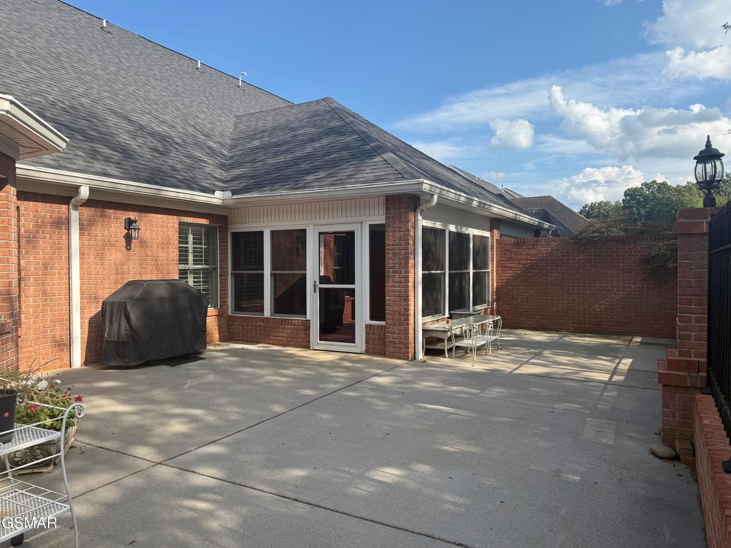 Sevierville, Tennessee, 37862, United States, 3 Bedrooms Bedrooms, ,3 BathroomsBathrooms,Residential,Forsale,1960239