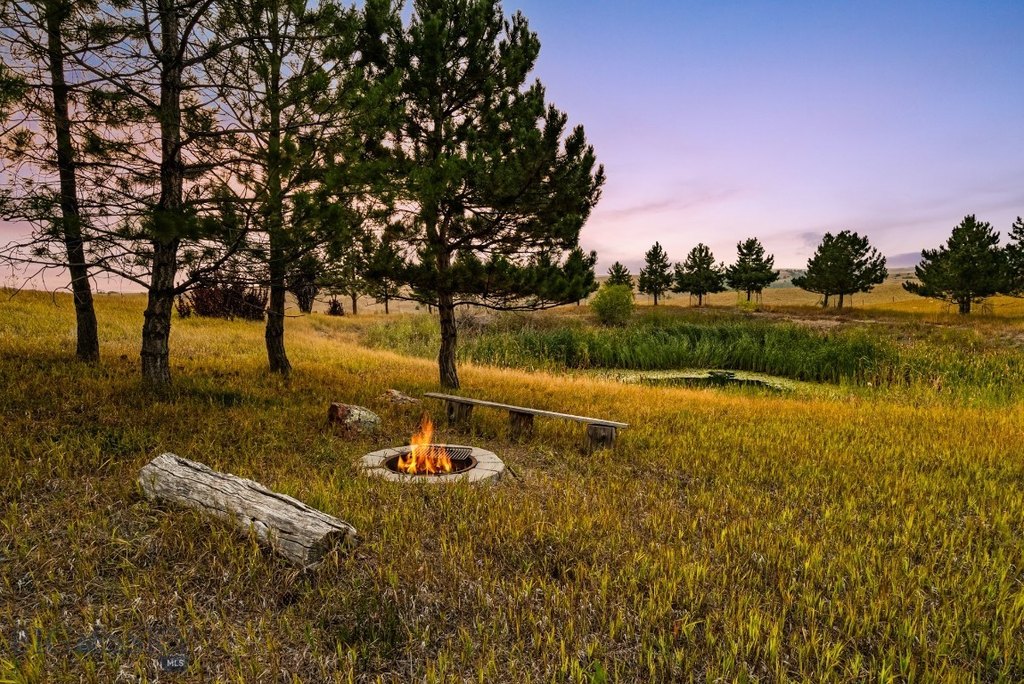 Belgrade, Montana, 59714, United States, 4 Bedrooms Bedrooms, ,4 BathroomsBathrooms,Residential,Forsale,1986966