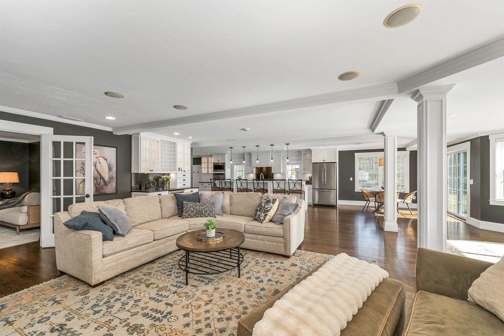 Gilford, New Hampshire, 03249, United States, 3 Bedrooms Bedrooms, ,3.5 BathroomsBathrooms,Residential,Forsale,2004707