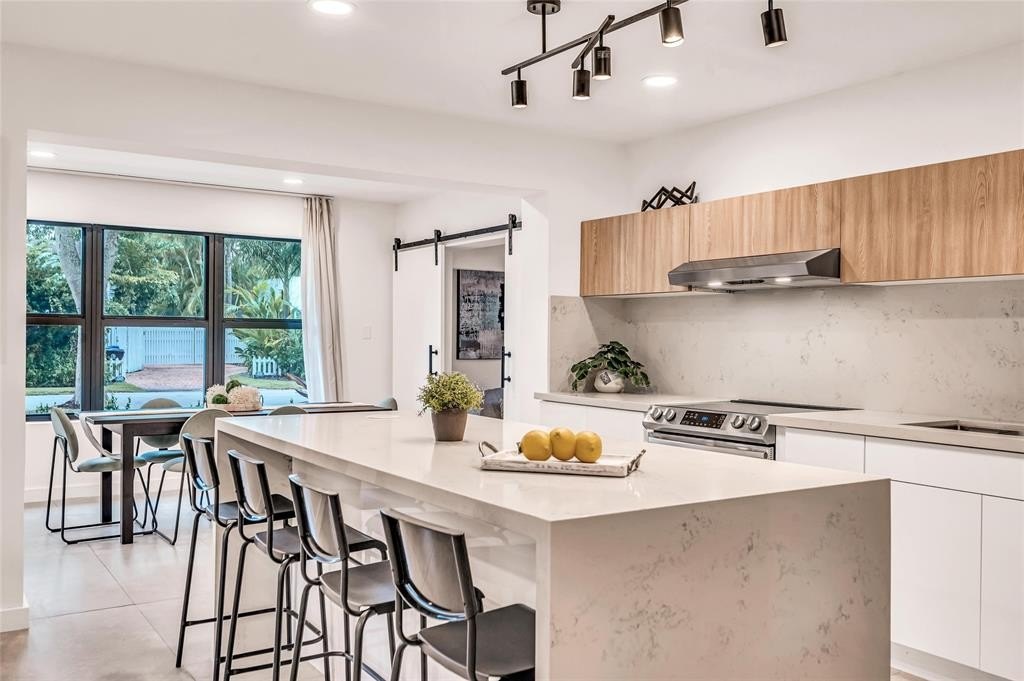 Fort Lauderdale, Florida, 33301, United States, 4 Bedrooms Bedrooms, ,3 BathroomsBathrooms,Residential,Forsale,1960207