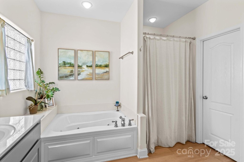Salisbury, North Carolina, 28147, United States, 3 Bedrooms Bedrooms, ,3.5 BathroomsBathrooms,Residential,Forsale,1953173
