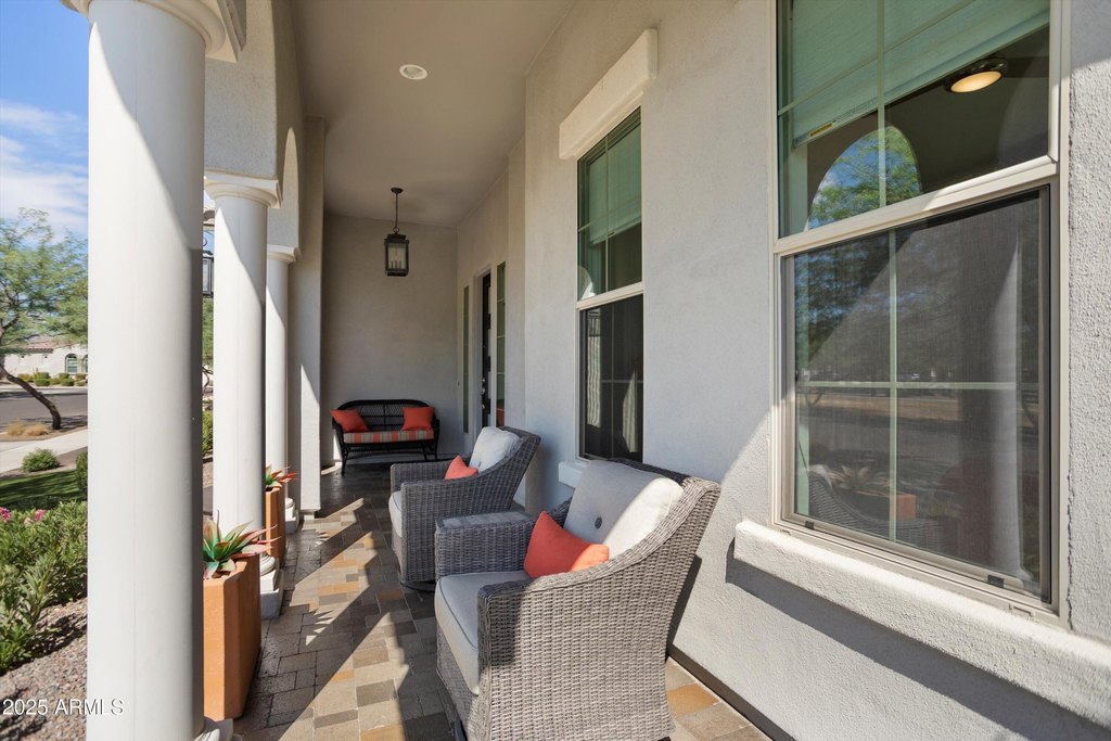 Buckeye, Arizona, 85396, United States, 3 Bedrooms Bedrooms, ,4 BathroomsBathrooms,Residential,Forsale,1987288