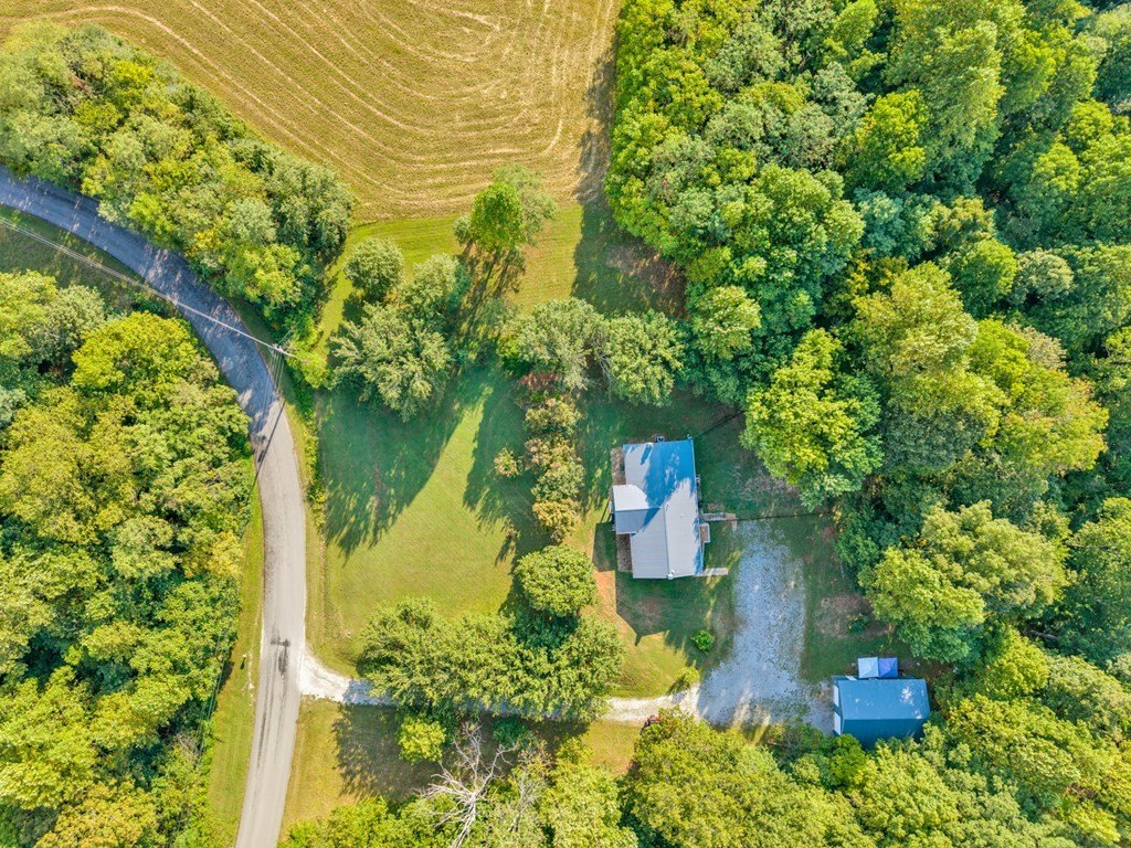 Smithville, Tennessee, 37166, United States, 4 Bedrooms Bedrooms, ,3 BathroomsBathrooms,Residential,Forsale,1960208