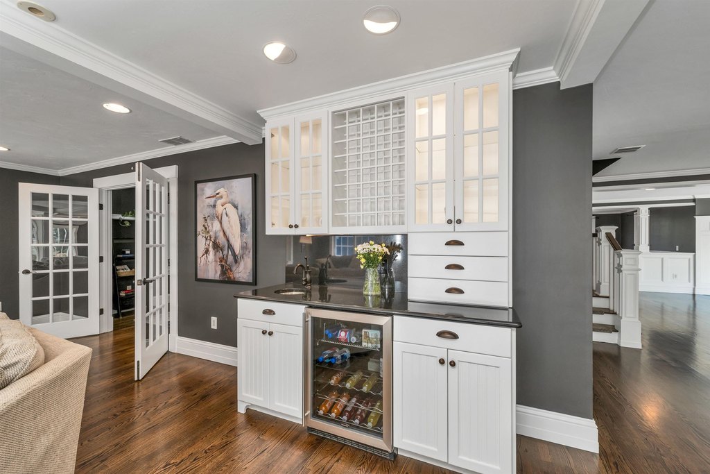 Gilford, New Hampshire, 03249, United States, 3 Bedrooms Bedrooms, ,3.5 BathroomsBathrooms,Residential,Forsale,2004707