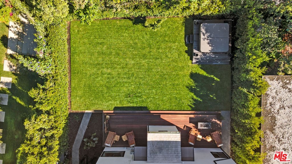 Los Angeles, California, 90049, United States, 5 Bedrooms Bedrooms, ,4 BathroomsBathrooms,Residential,Forsale,1985953