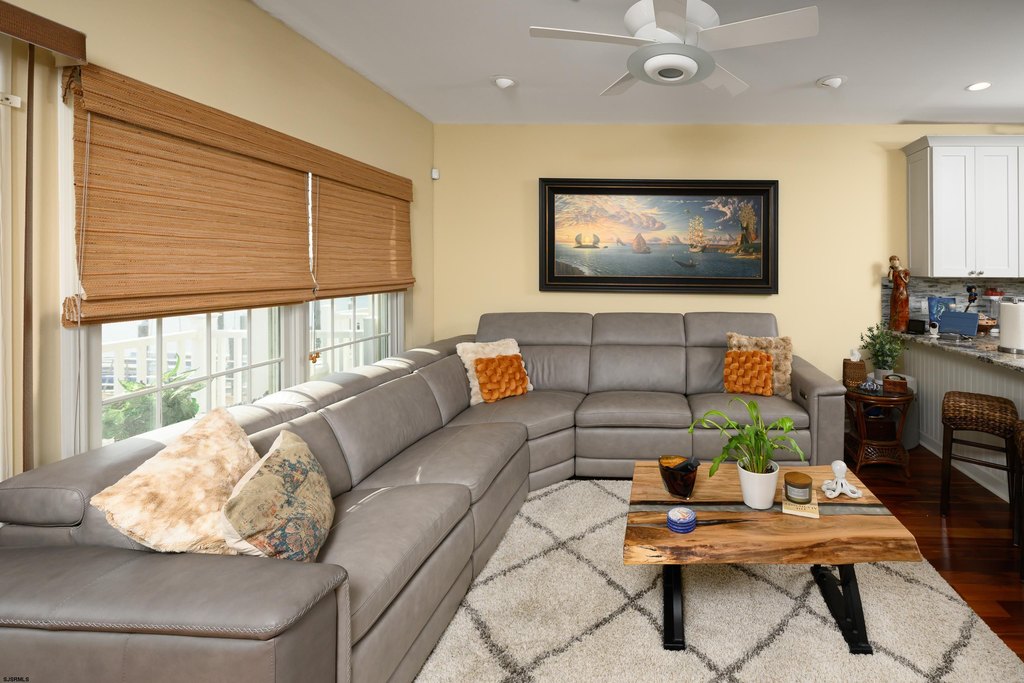 Atlantic City, New Jersey, 08401, United States, 3 Bedrooms Bedrooms, ,2.5 BathroomsBathrooms,Residential,Forsale,1967236