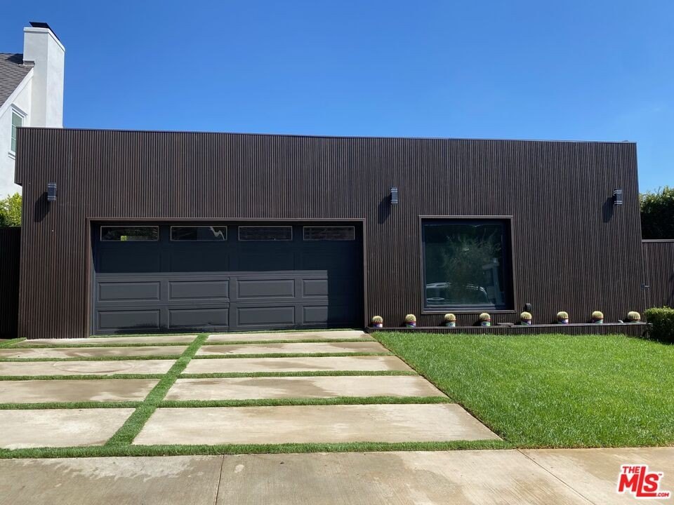 Los Angeles, California, 90049, United States, 5 Bedrooms Bedrooms, ,4 BathroomsBathrooms,Residential,Forsale,1985953