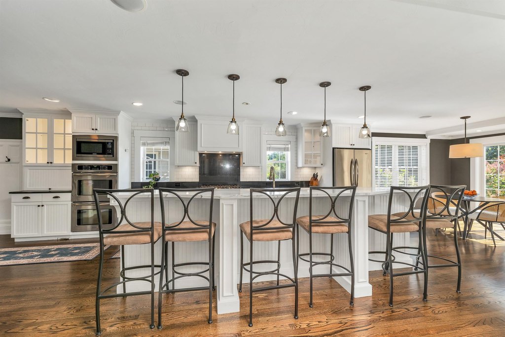 Gilford, New Hampshire, 03249, United States, 3 Bedrooms Bedrooms, ,3.5 BathroomsBathrooms,Residential,Forsale,2004707