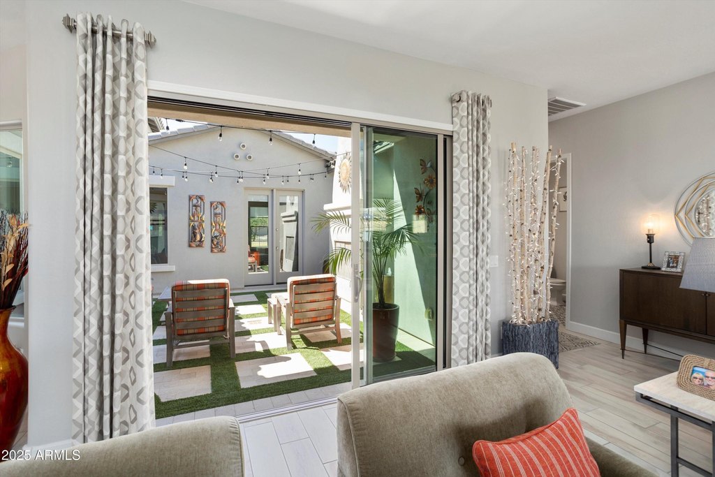 Buckeye, Arizona, 85396, United States, 3 Bedrooms Bedrooms, ,4 BathroomsBathrooms,Residential,Forsale,1987288