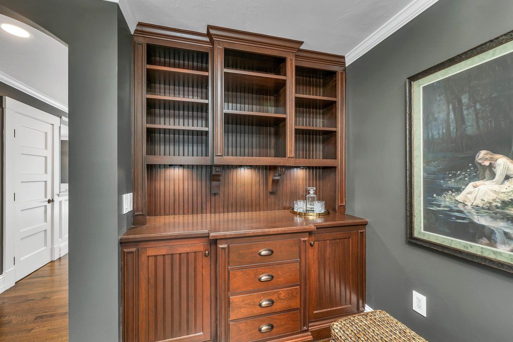 Gilford, New Hampshire, 03249, United States, 3 Bedrooms Bedrooms, ,3.5 BathroomsBathrooms,Residential,Forsale,2004707