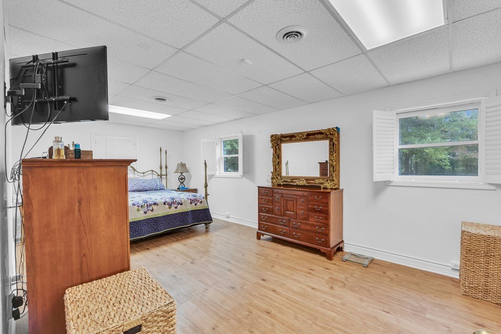 Smithville, Tennessee, 37166, United States, 4 Bedrooms Bedrooms, ,3 BathroomsBathrooms,Residential,Forsale,1960208