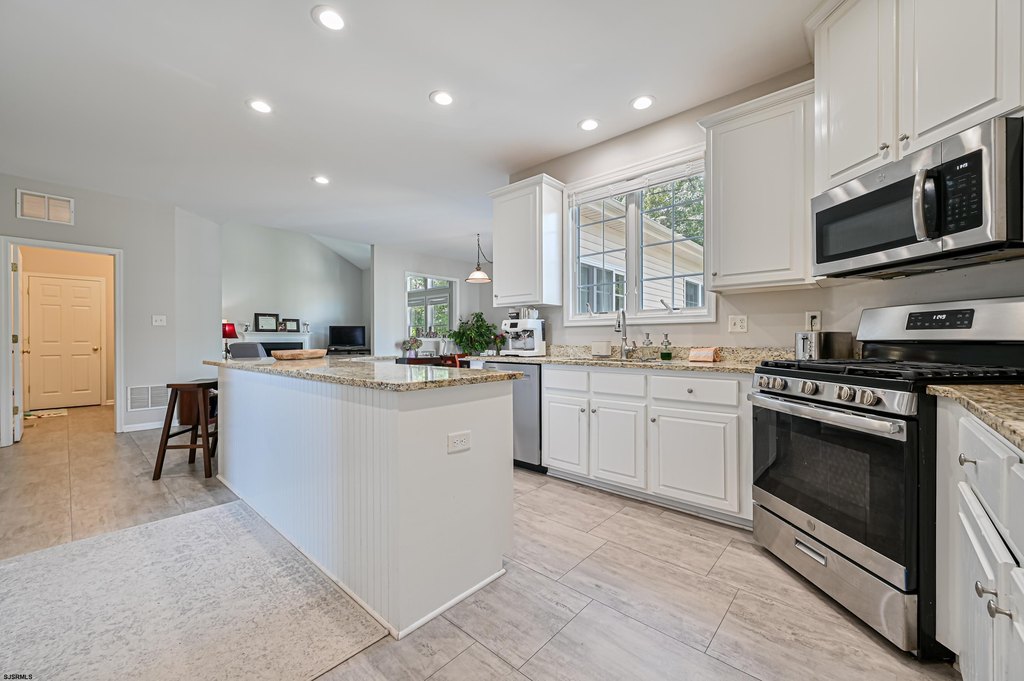 Egg Harbor Township, New Jersey, 08234, United States, 4 Bedrooms Bedrooms, ,2.5 BathroomsBathrooms,Residential,Forsale,1964541