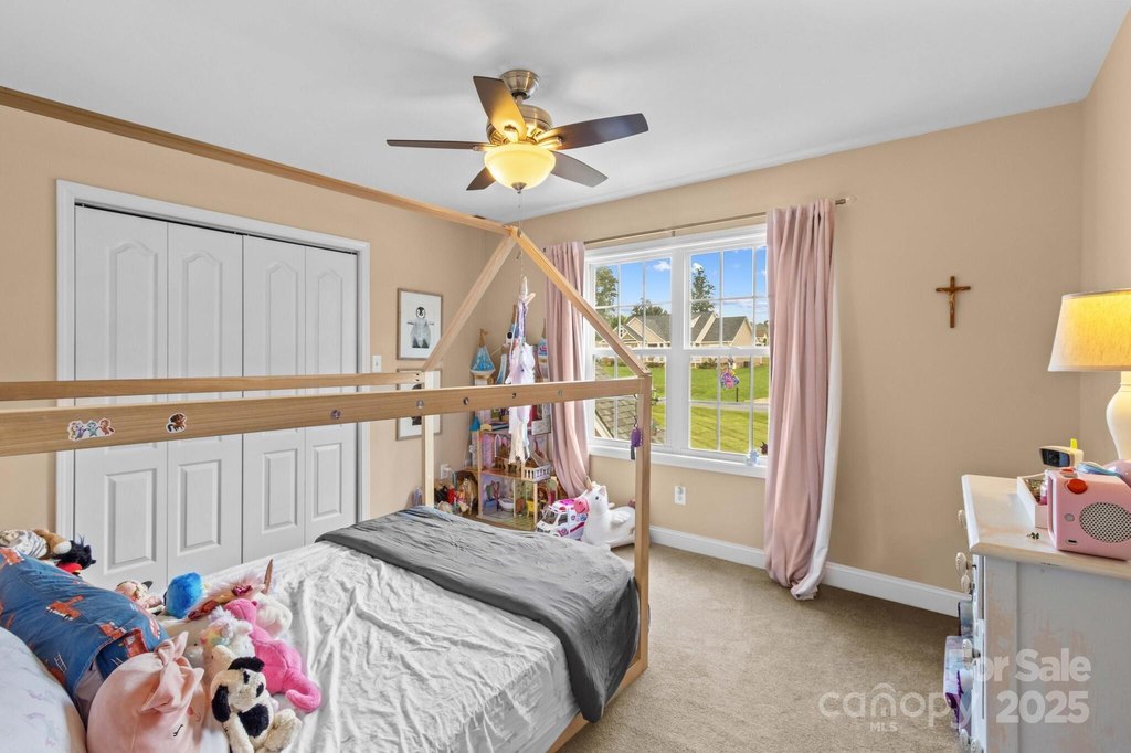 Salisbury, North Carolina, 28147, United States, 3 Bedrooms Bedrooms, ,3.5 BathroomsBathrooms,Residential,Forsale,1953173