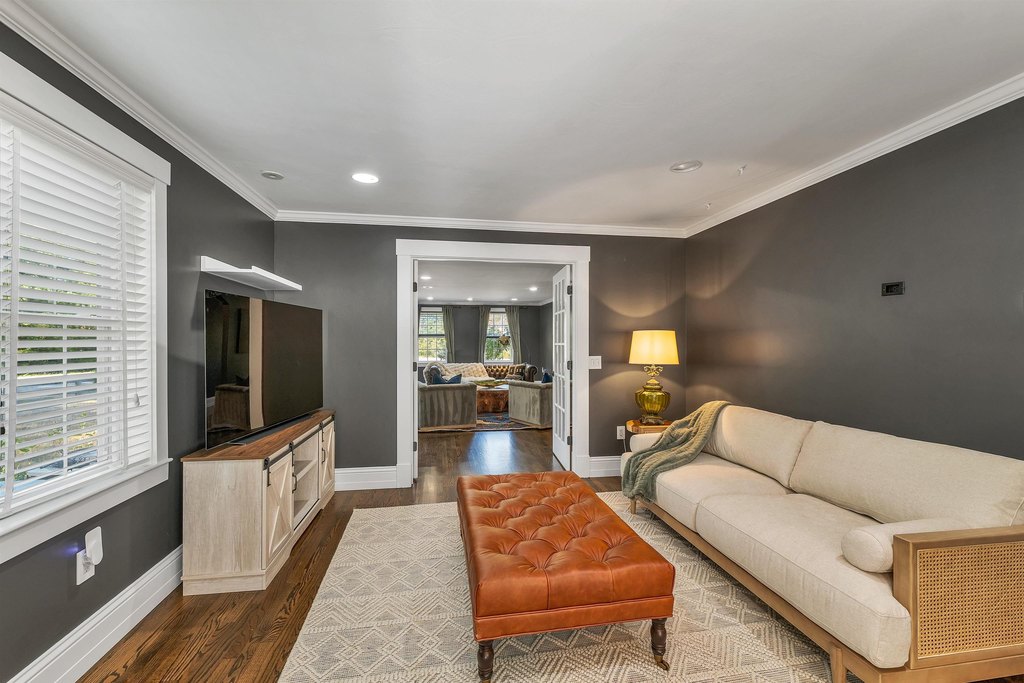 Gilford, New Hampshire, 03249, United States, 3 Bedrooms Bedrooms, ,3.5 BathroomsBathrooms,Residential,Forsale,2004707