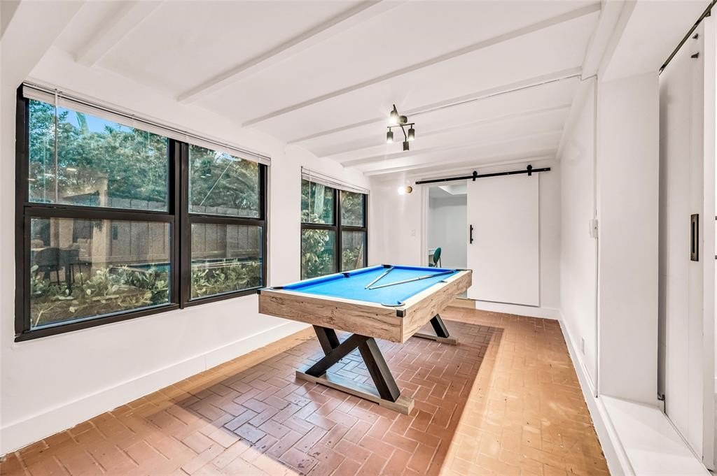 Fort Lauderdale, Florida, 33301, United States, 4 Bedrooms Bedrooms, ,3 BathroomsBathrooms,Residential,Forsale,1960207