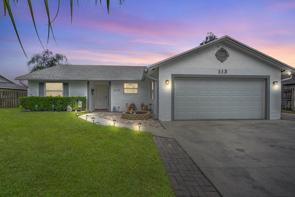 Royal Palm Beach, Florida, 33411, United States, 3 Bedrooms Bedrooms, ,2 BathroomsBathrooms,Residential,Forsale,1969897