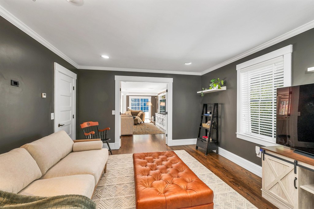 Gilford, New Hampshire, 03249, United States, 3 Bedrooms Bedrooms, ,3.5 BathroomsBathrooms,Residential,Forsale,2004707