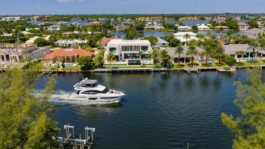 Manalapan, Florida, 33462, United States, 6 Bedrooms Bedrooms, ,6.5 BathroomsBathrooms,Residential,Forsale,1952113