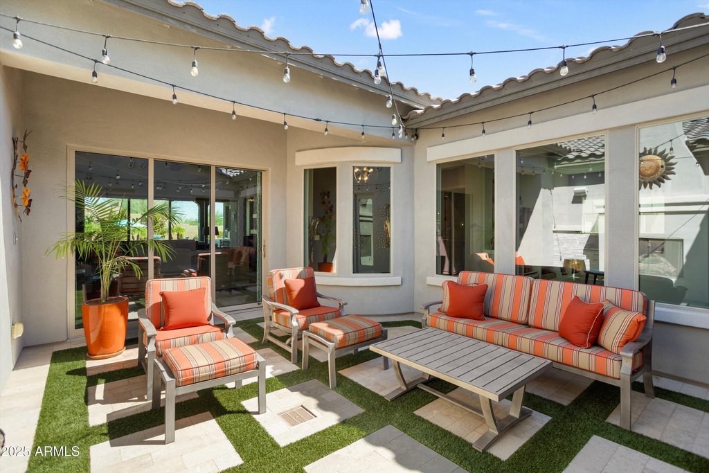 Buckeye, Arizona, 85396, United States, 3 Bedrooms Bedrooms, ,4 BathroomsBathrooms,Residential,Forsale,1987288