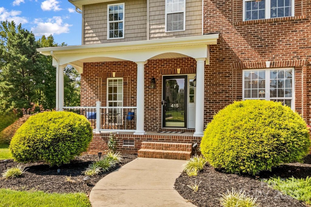 Salisbury, North Carolina, 28147, United States, 3 Bedrooms Bedrooms, ,3.5 BathroomsBathrooms,Residential,Forsale,1953173