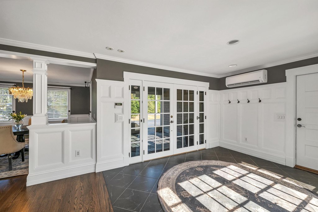 Gilford, New Hampshire, 03249, United States, 3 Bedrooms Bedrooms, ,3.5 BathroomsBathrooms,Residential,Forsale,2004707