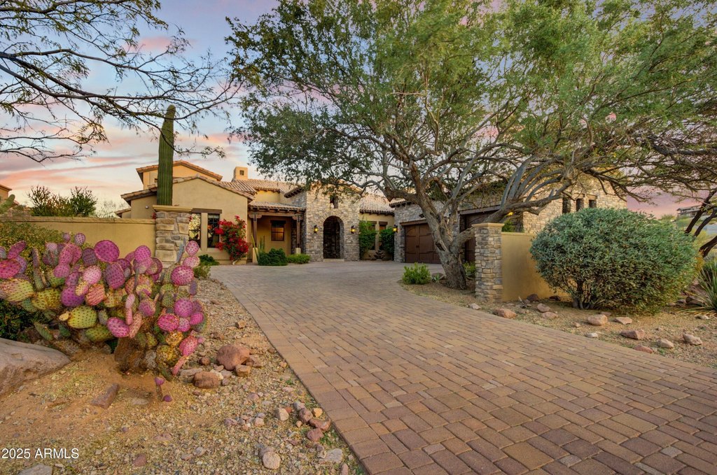 Gold Canyon, Arizona, 85118, United States, 4 Bedrooms Bedrooms, ,5 BathroomsBathrooms,Residential,Forsale,1953452