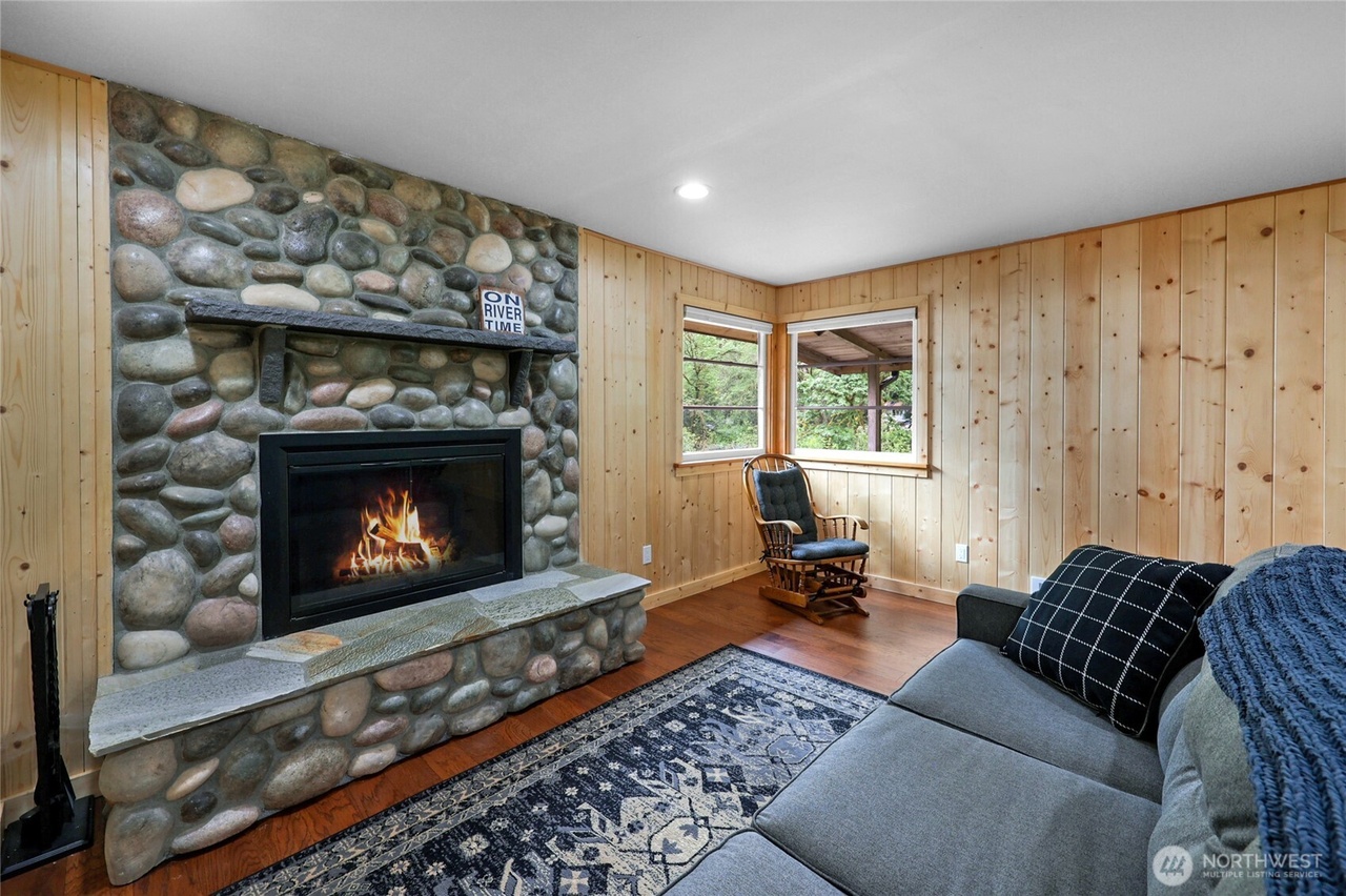 Granite Falls, Washington, 98252, United States, 1 Bedroom Bedrooms, ,0.5 BathroomBathrooms,Residential,Forsale,1946007