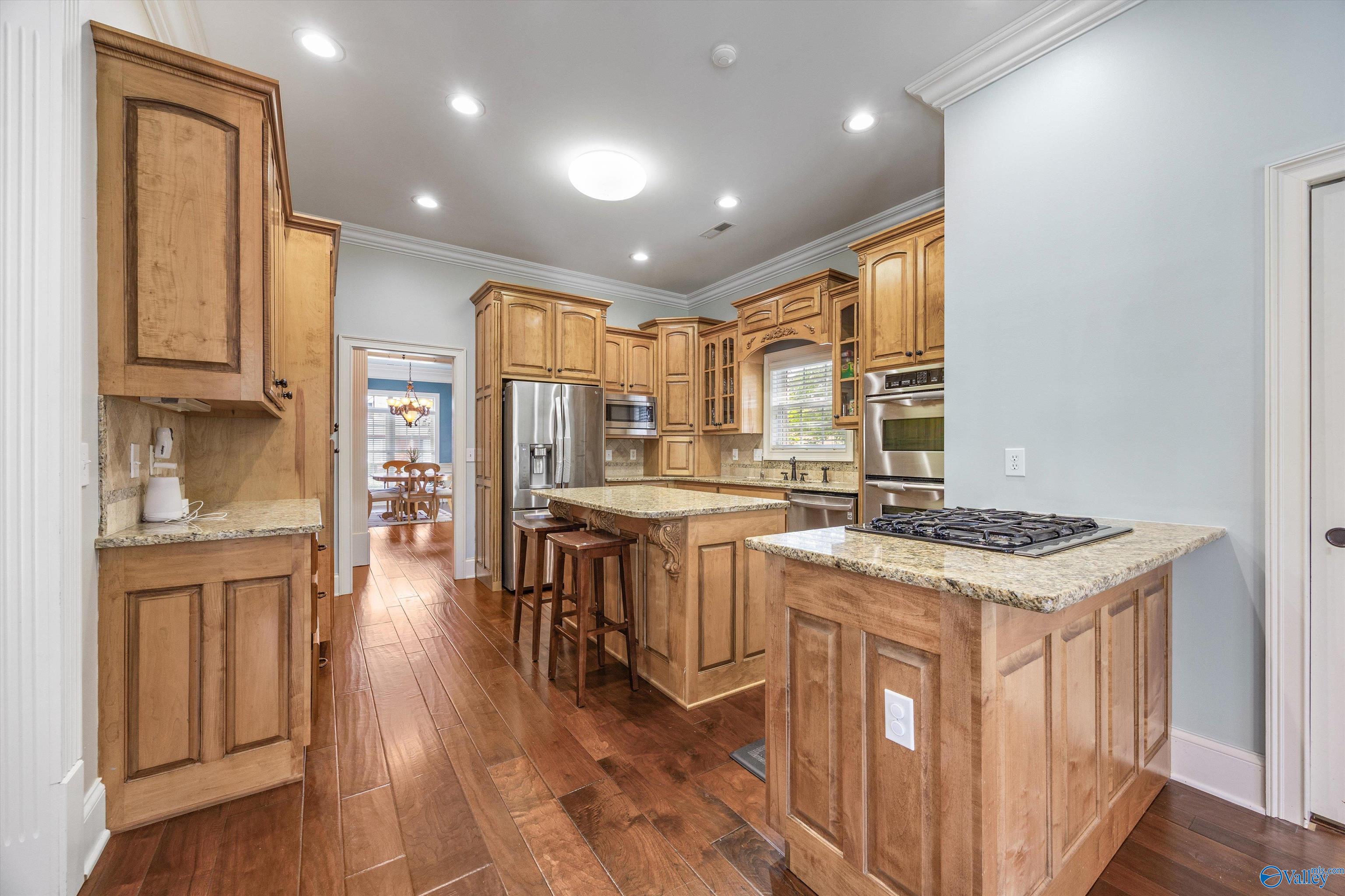 Owens Cross Roads, Alabama, 35763, United States, 5 Bedrooms Bedrooms, ,3.5 BathroomsBathrooms,Residential,Forsale,2007714