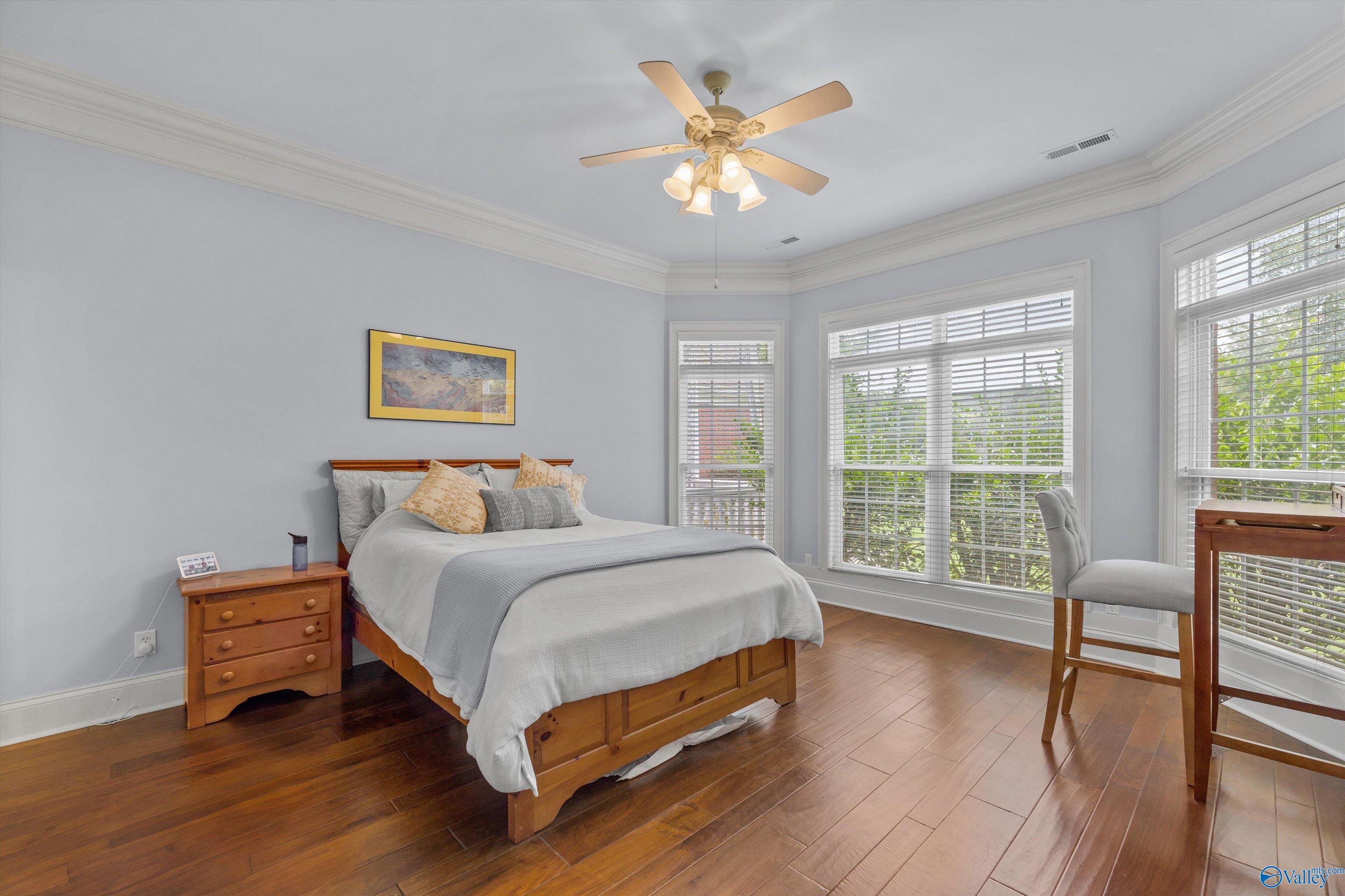 Owens Cross Roads, Alabama, 35763, United States, 5 Bedrooms Bedrooms, ,3.5 BathroomsBathrooms,Residential,Forsale,2007714