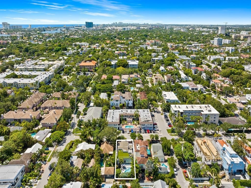 Fort Lauderdale, Florida, 33301, United States, 3 Bedrooms Bedrooms, ,4 BathroomsBathrooms,Residential,Forsale,1951893