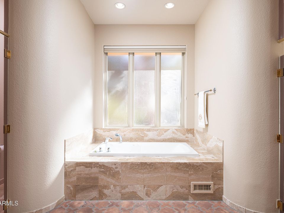 Sedona, Arizona, 86336, United States, 3 Bedrooms Bedrooms, ,4 BathroomsBathrooms,Residential,Forsale,1985624