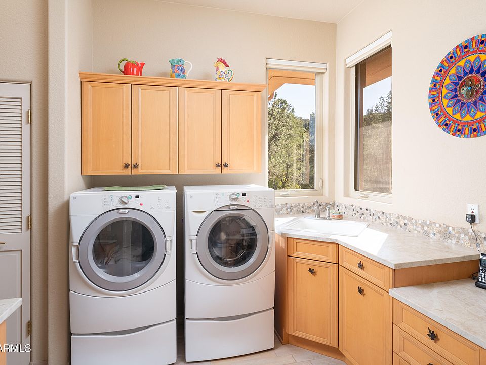 Sedona, Arizona, 86336, United States, 3 Bedrooms Bedrooms, ,4 BathroomsBathrooms,Residential,Forsale,1985624