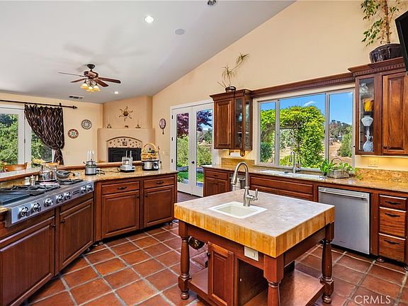 Paso Robles, California, 93446, United States, 4 Bedrooms Bedrooms, ,3 BathroomsBathrooms,Residential,Forsale,1960255