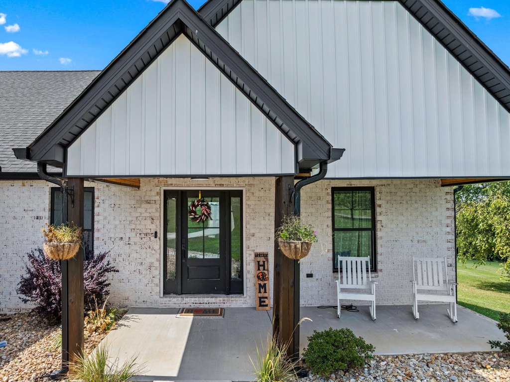 Jefferson City, Tennessee, 37760, United States, 3 Bedrooms Bedrooms, ,2.5 BathroomsBathrooms,Residential,Forsale,1962204