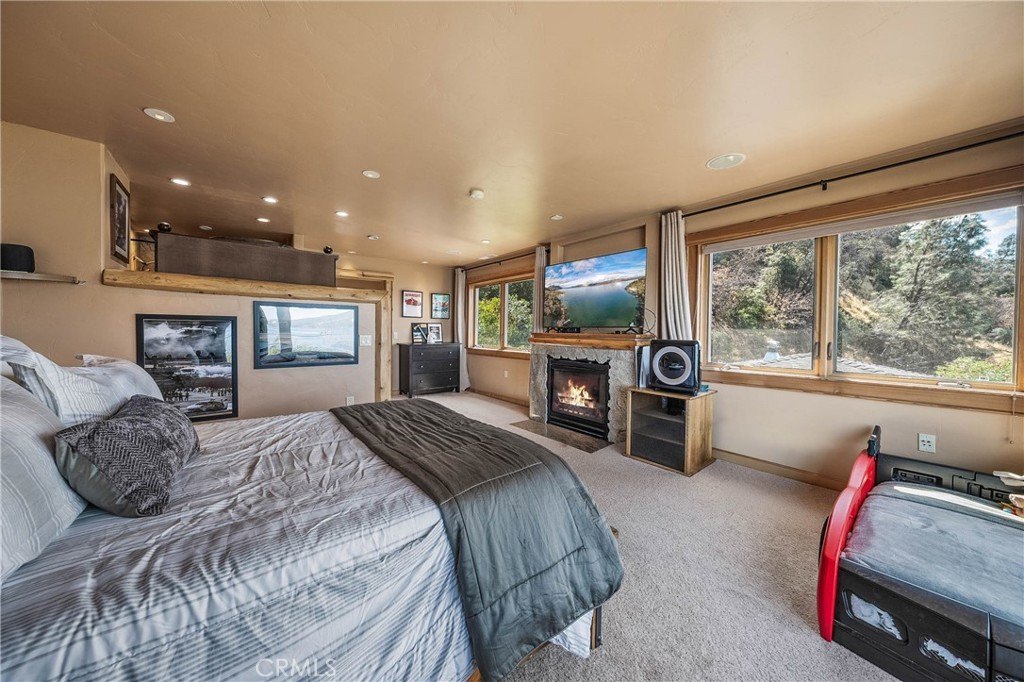Clearlake, California, 95422, United States, 3 Bedrooms Bedrooms, ,2.5 BathroomsBathrooms,Residential,Forsale,1953139