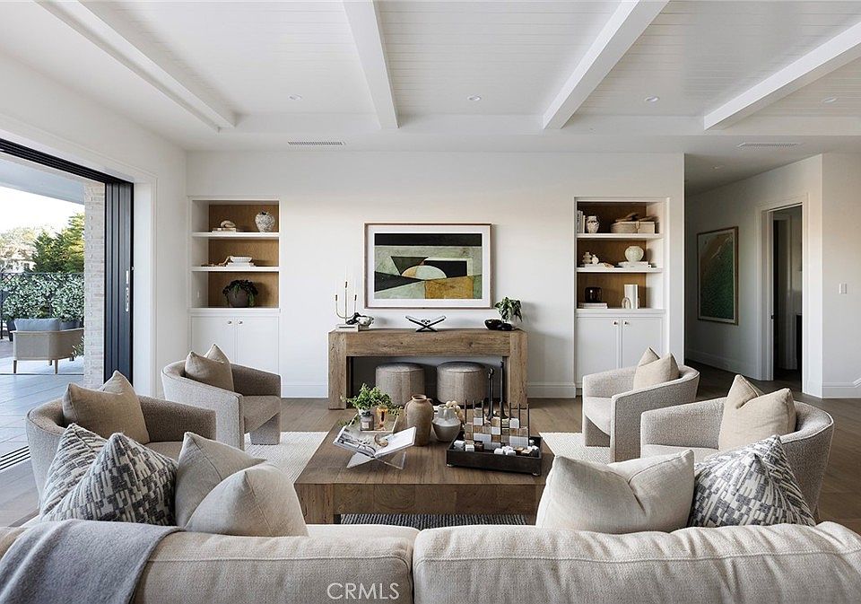 Newport Beach, California, 92663, United States, 5 Bedrooms Bedrooms, ,7 BathroomsBathrooms,Residential,Forsale,1954381