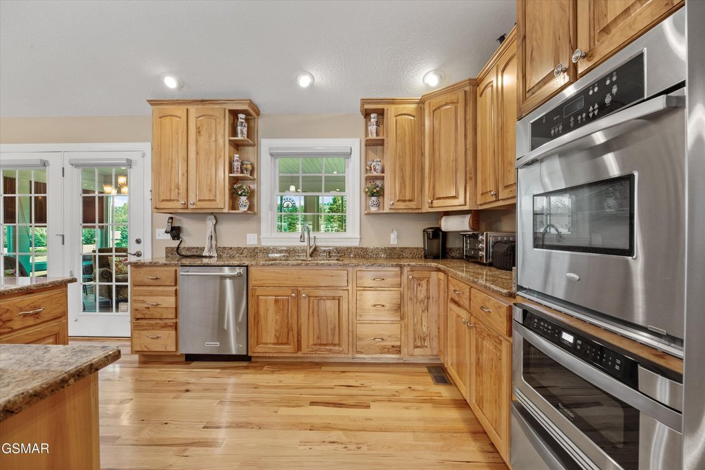 Sevierville, Tennessee, 37862, United States, 3 Bedrooms Bedrooms, ,2 BathroomsBathrooms,Residential,Forsale,1962011