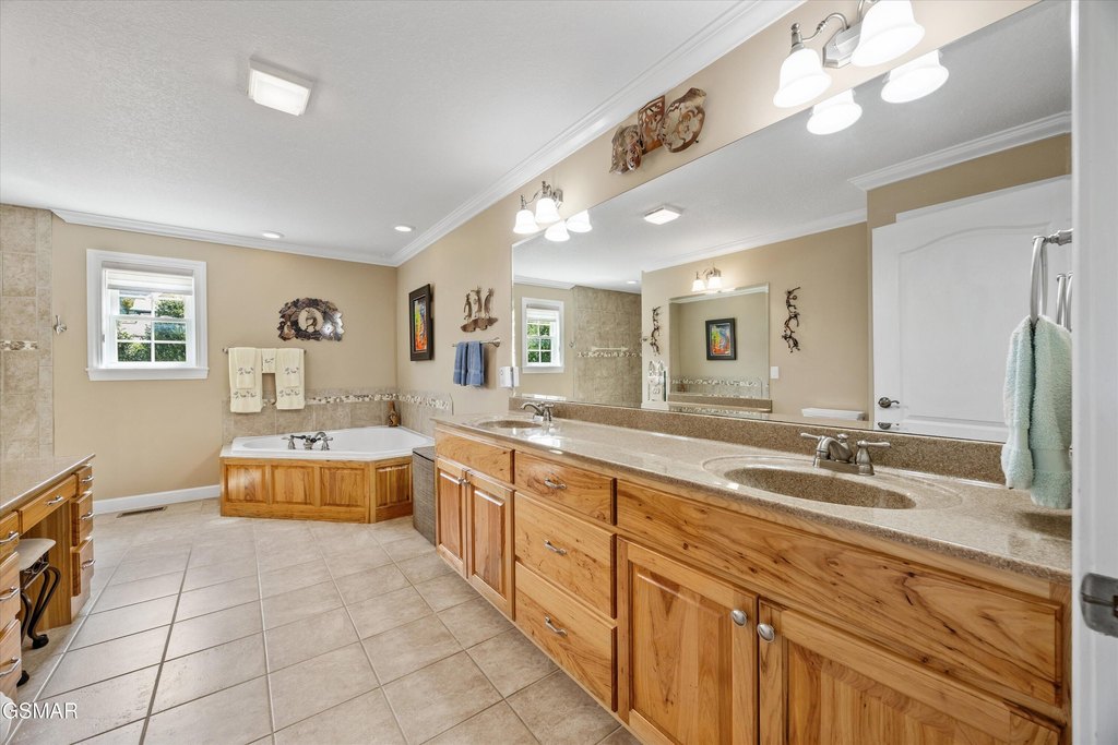 Sevierville, Tennessee, 37862, United States, 3 Bedrooms Bedrooms, ,2 BathroomsBathrooms,Residential,Forsale,1962011