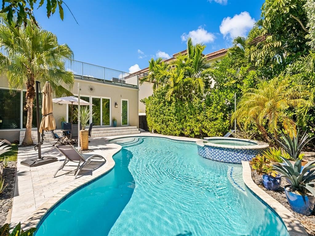 Fort Lauderdale, Florida, 33301, United States, 3 Bedrooms Bedrooms, ,4 BathroomsBathrooms,Residential,Forsale,1951893