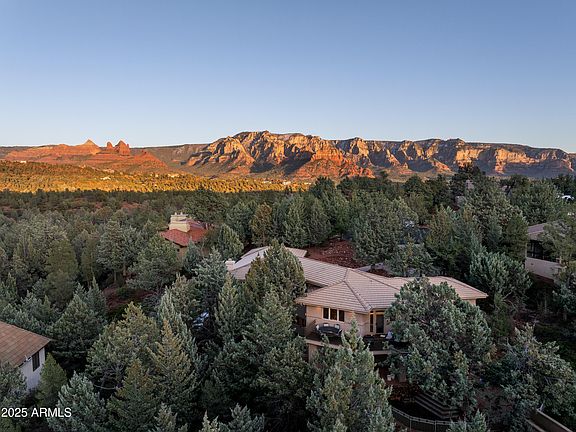 Sedona, Arizona, 86336, United States, 3 Bedrooms Bedrooms, ,4 BathroomsBathrooms,Residential,Forsale,1985624