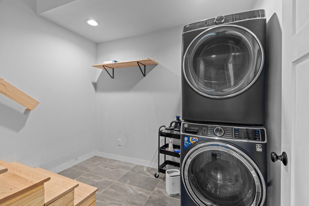 Jefferson City, Tennessee, 37760, United States, 3 Bedrooms Bedrooms, ,2.5 BathroomsBathrooms,Residential,Forsale,1962204